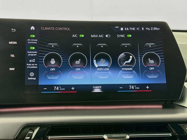 Used 2023 BMW X1 xDrive28i w/ M Sport Package AWD/4WD image 16