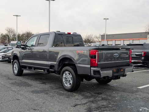 New 2026 Ford F250 XLT w/ XLT Premium Package image 3