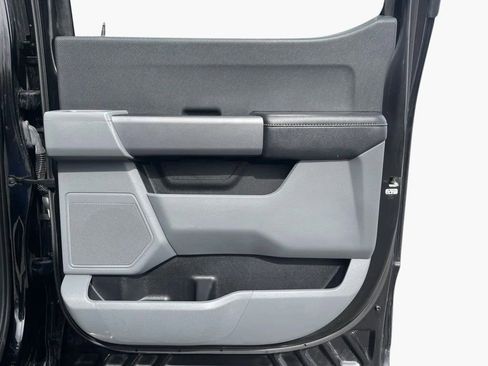 Used 2022 Ford F150 XLT w/ Trailer Tow Package image 16