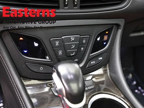 Used 2020 Buick Envision Premium AWD/4WD image 21