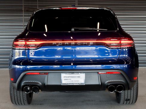 Used 2025 Porsche Macan image 9