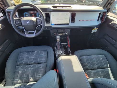 New 2026 Ford Bronco Heritage Edition AWD/4WD image 11