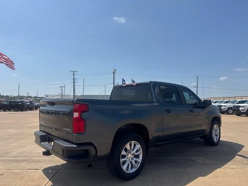 Used 2020 Chevrolet Silverado 1500 Custom w/ Custom Value Package RWD image 21