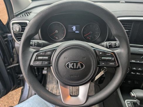 Used 2020 Kia Sportage LX w/ LX Popular Package image 12