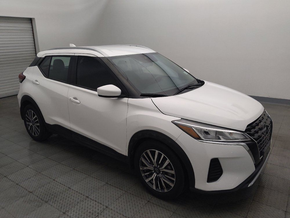 Used 2024 Nissan Kicks SV FWD image 11