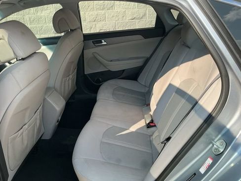 Used 2016 Hyundai Sonata SE FWD image 25