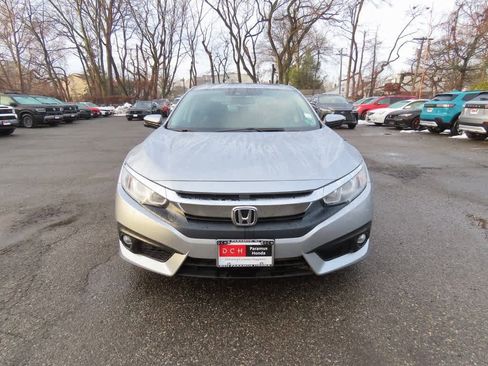 Certified 2017 Honda Civic EX-L image 6