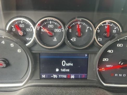 Used 2021 Chevrolet Silverado 1500 LT image 8