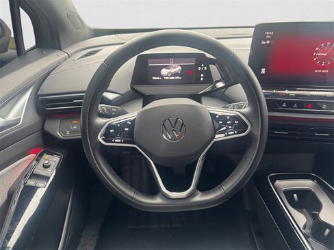 Certified 2023 Volkswagen ID.4 Pro image 12