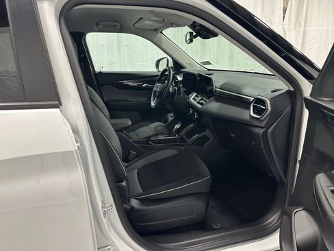 Used 2024 Chevrolet TrailBlazer LT w/ Convenience Package AWD/4WD image 56