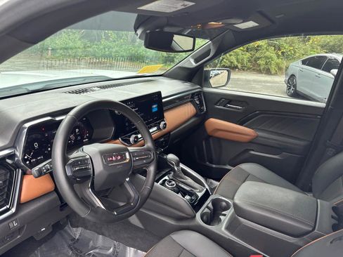 Used 2024 GMC Canyon AT4 w/ Canyon Safety Plus Package image 13