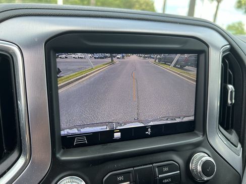 Used 2019 GMC Sierra 1500 SLT w/ SLT Premium Plus Package AWD/4WD image 25