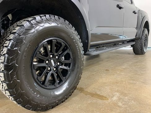 Used 2024 Ford F150 Raptor image 2