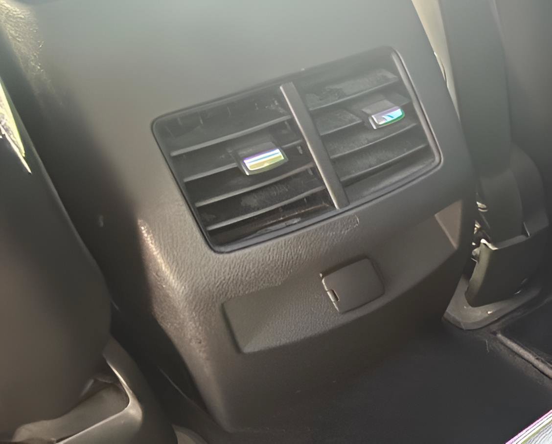 Used 2011 Ford Edge Limited AWD/4WD image 18