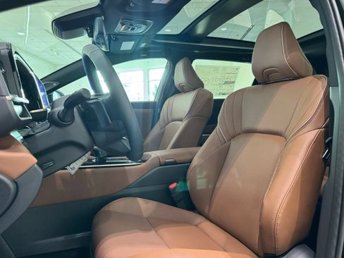 New 2026 Toyota Crown Signia w/ Advanced Technology Package AWD/4WD image 15