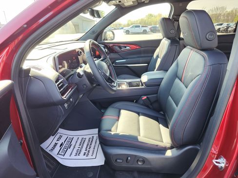 New 2026 Chevrolet Traverse RS image 10