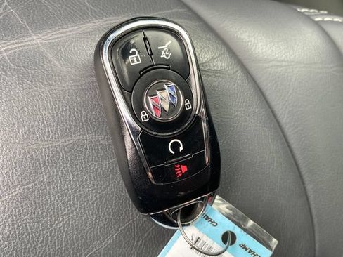 Certified 2020 Buick Enclave Essence AWD/4WD image 25