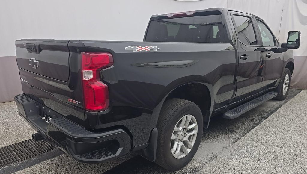Used 2024 Chevrolet Silverado 1500 RST w/ Max Trailering Package AWD/4WD image 3