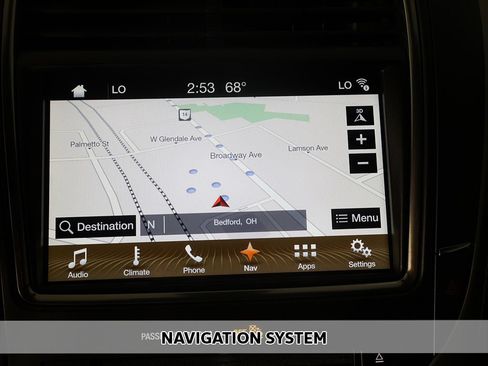 Used 2017 Lincoln MKX Select w/ Select Plus Package FWD image 3