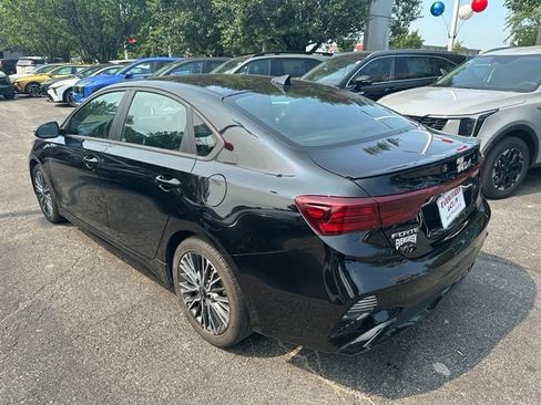 Used 2023 Kia Forte GT-Line w/ GT-Line Premium Package FWD image 6