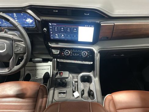 Used 2025 GMC Sierra 1500 Denali Ultimate image 14