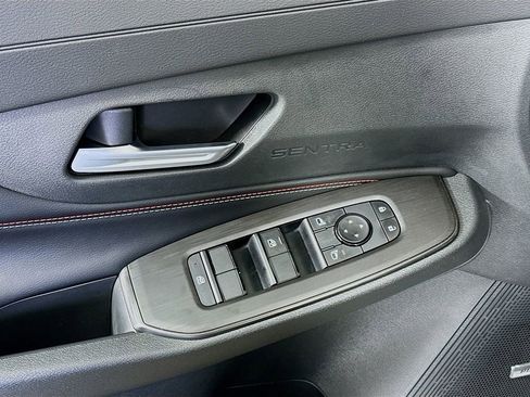 New 2026 Nissan Sentra SR w/ SR Premium Package FWD image 23