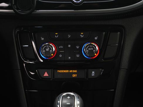 Used 2019 Buick Encore Essence w/ Experience Buick Package image 18