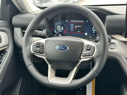 New 2026 Ford Explorer Active image 7