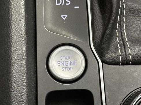 Used 2022 Volkswagen Atlas SE w/ Panoramic Sunroof Package image 22