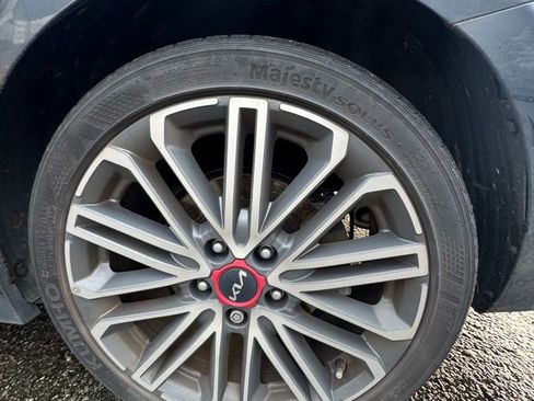 Used 2022 Kia Forte GT w/ GT Technology Package image 6