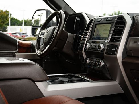 Used 2021 Ford F250 King Ranch image 34