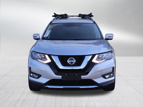 Used 2018 Nissan Rogue SL FWD image 2