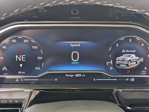 New 2025 Chevrolet Silverado 1500 LT image 10