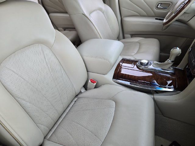 Used 2016 INFINITI QX80 4WD w/ Deluxe Technology Package image 15