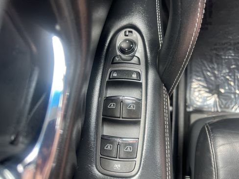 Used 2017 INFINITI QX80 4WD w/ Driver Assistance Package image 19
