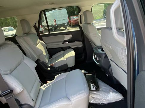 New 2027 Ford Expedition Active AWD/4WD image 15