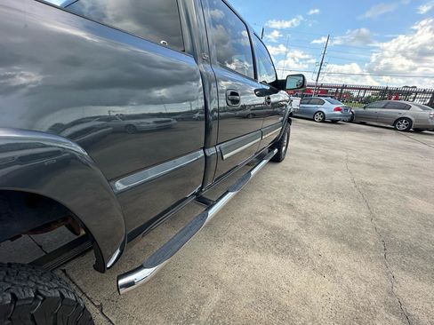 Used 2004 Chevrolet Silverado 2500 LT w/ Skid Plate Package AWD/4WD image 43