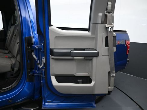 Used 2018 Ford F150 XLT w/ Equipment Group 302A Luxury image 20