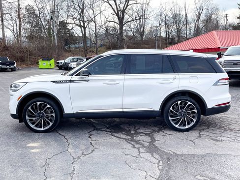 Used 2020 Lincoln Aviator Reserve w/ Equipment Group 202A image 3