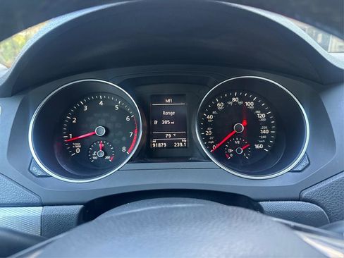 Used 2017 Volkswagen Jetta SE image 17