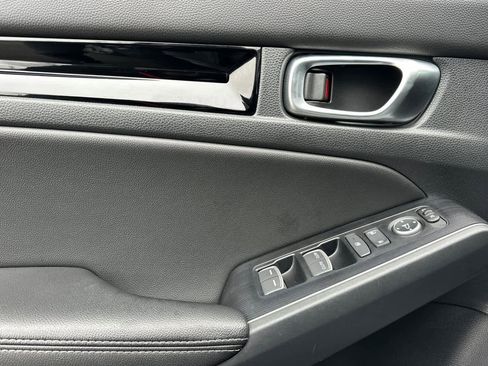 Used 2024 Honda Civic Touring image 12