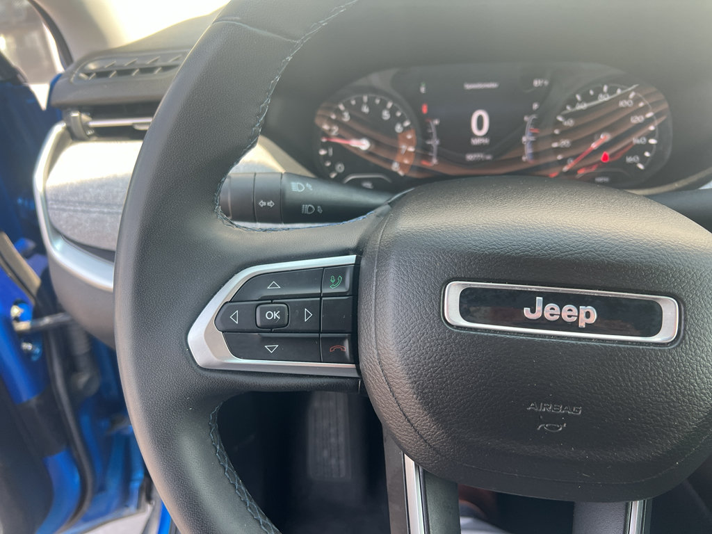 Used 2022 Jeep Compass Latitude AWD/4WD image 12