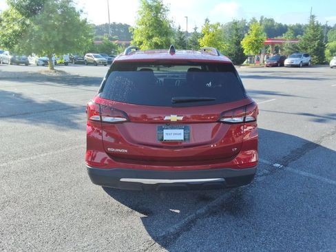 Certified 2024 Chevrolet Equinox LT FWD image 6