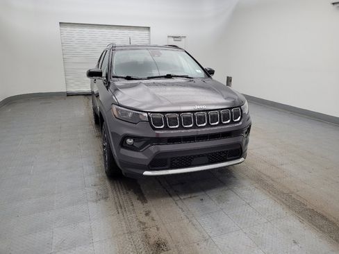 Used 2022 Jeep Compass Limited image 14