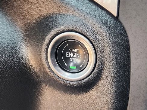 Used 2023 Chevrolet Silverado 1500 Custom image 20