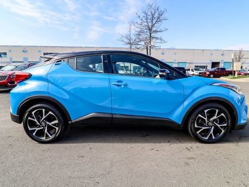 Used 2019 Toyota C-HR Limited image 17