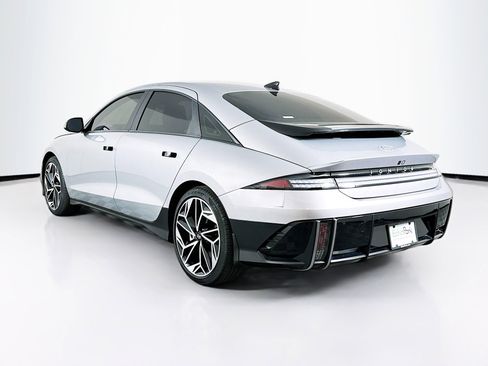 Used 2024 Hyundai Ioniq 6 SEL RWD image 5