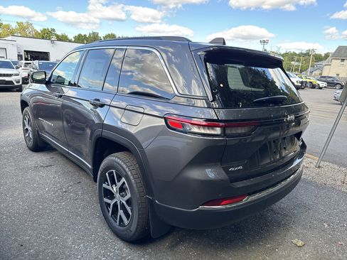 New 2025 Jeep Grand Cherokee Limited w/ MOPAR Finishing Package image 5