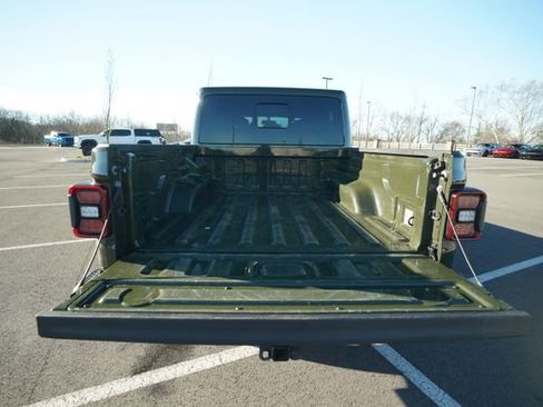 Used 2021 Jeep Gladiator Overland w/ LED Lighting Group image 17