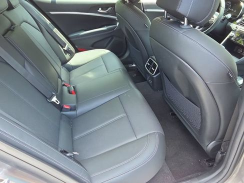 Used 2026 Genesis G70 2.5T RWD image 17
